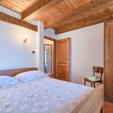 Holiday home Holiday Olimfos Benazici